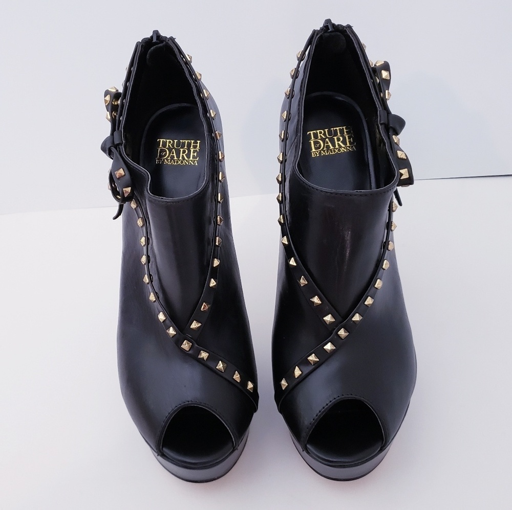 Truth or dare by madonna black open toe shoes